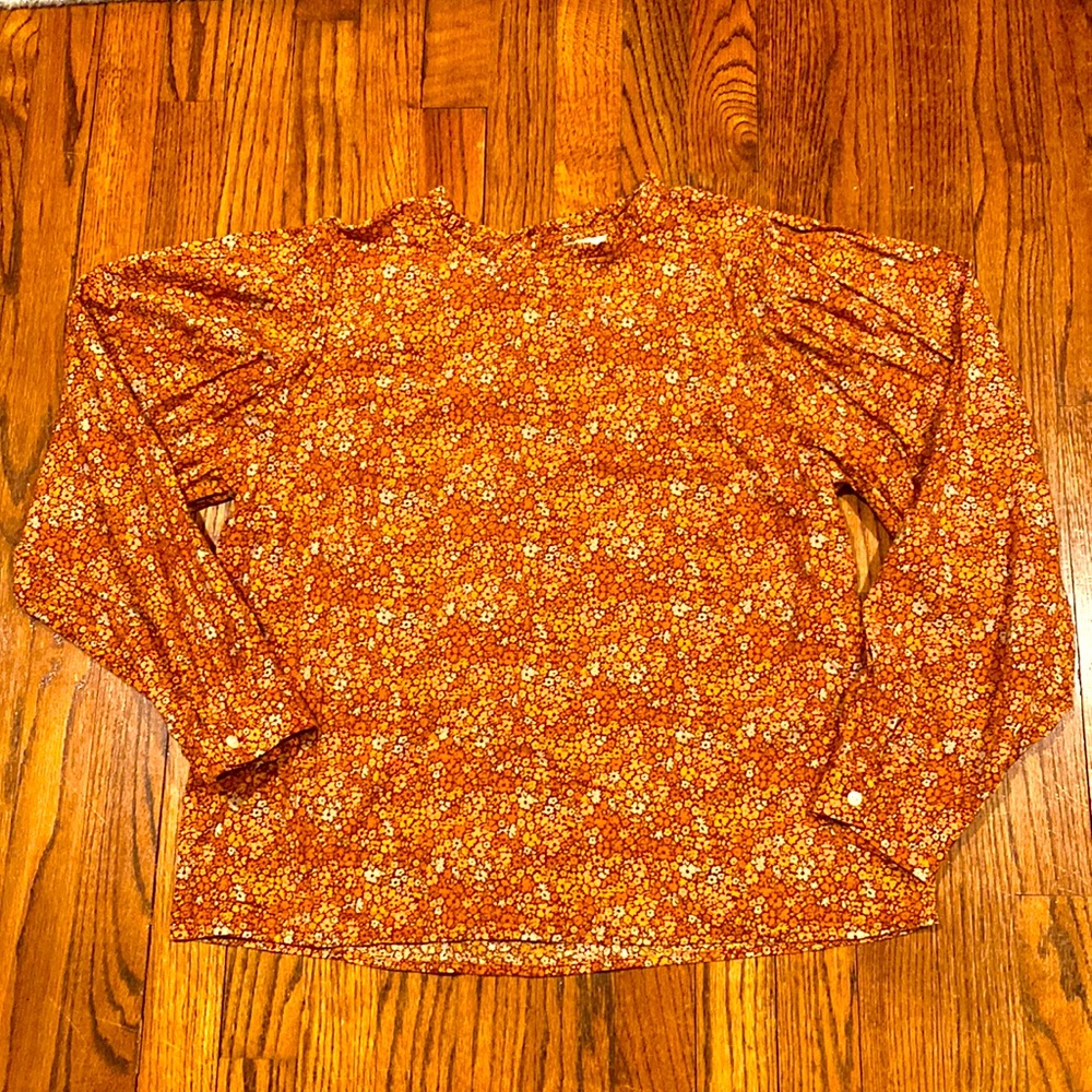 Universal Thread Women’s size large blouse with puff sleeves orange/pink